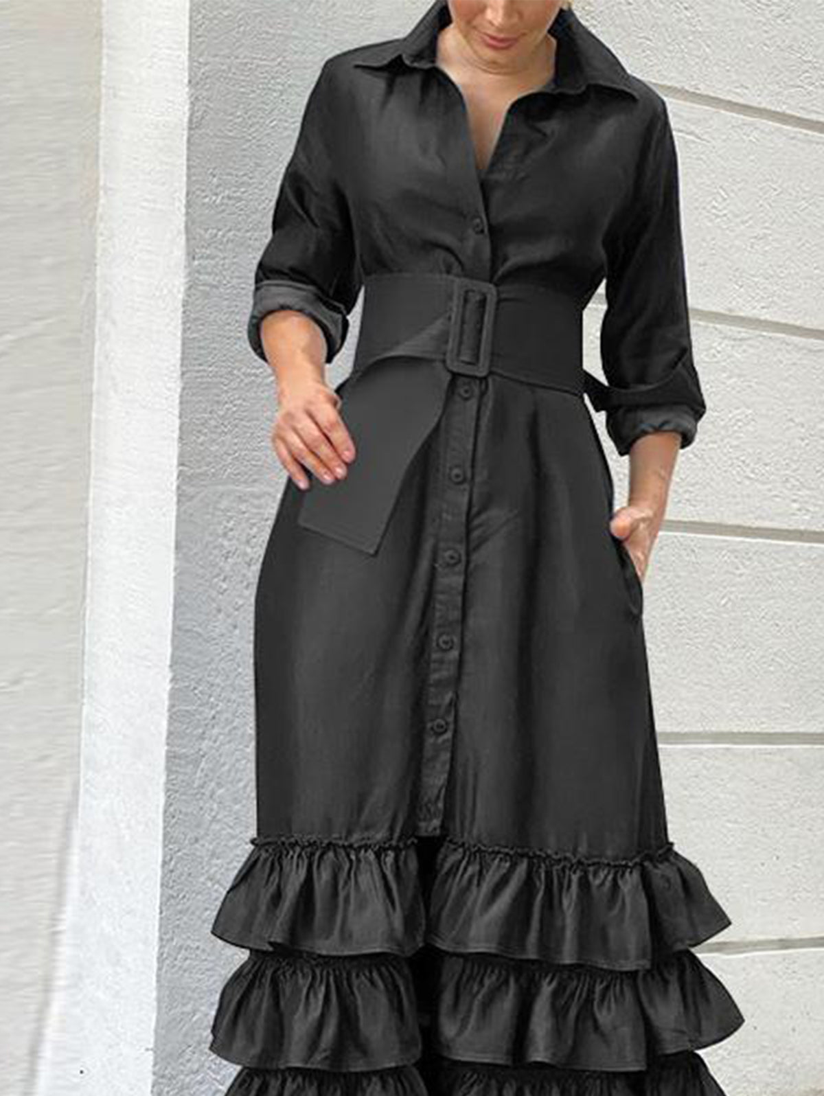 Sophisticated Dress with a Clean Classic Look