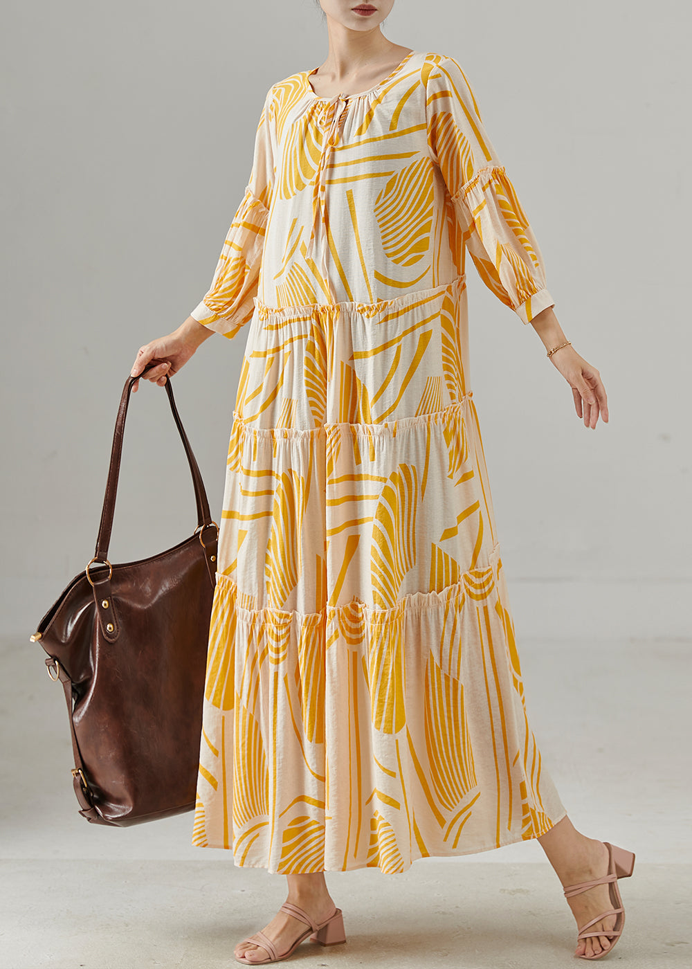 Gracefully Styled Dress for Any Occasion