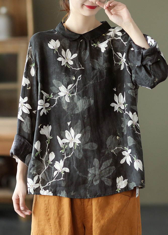 Effortlessly Elegant Top with a Timeless Design