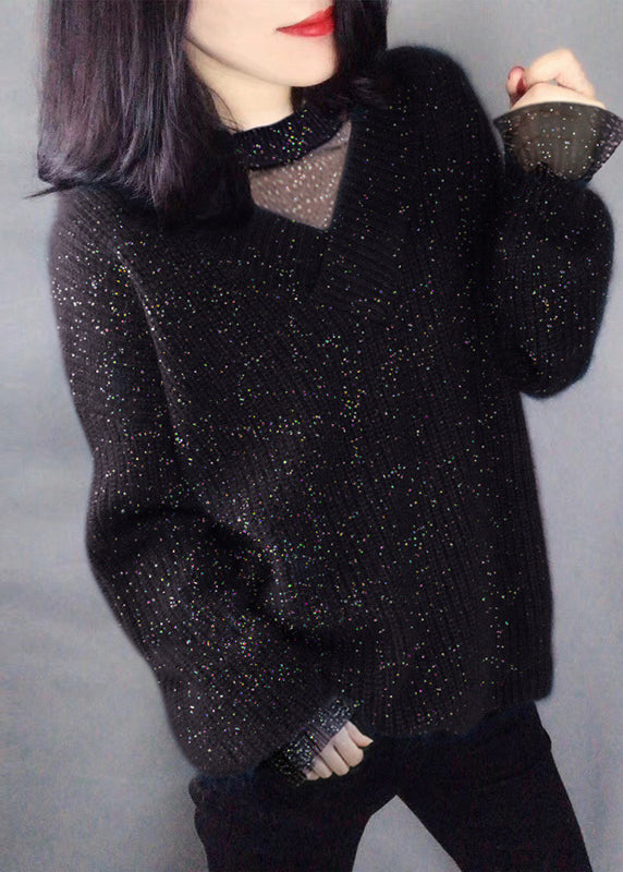 Classic Vintage Sweater with a Flattering Fit