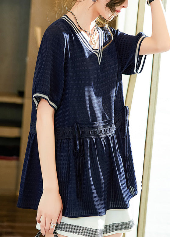 Effortlessly Elegant Top with a Timeless Design