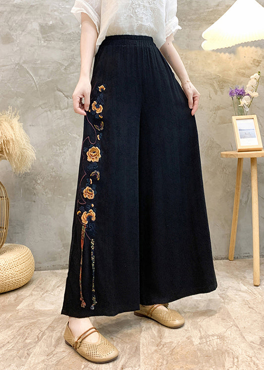 Classic Vintage Pants with a Flattering Fit