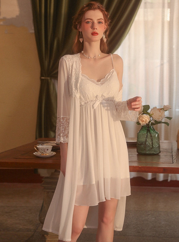 Finely Styled Garment with a Classic Vintage Look