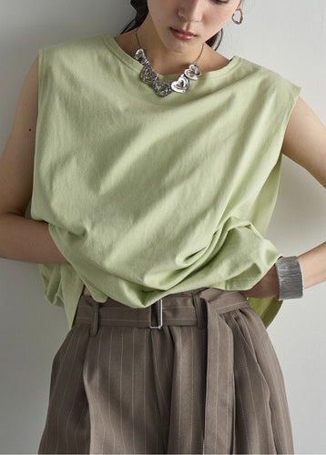 Classic Vintage Top with a Flattering Fit