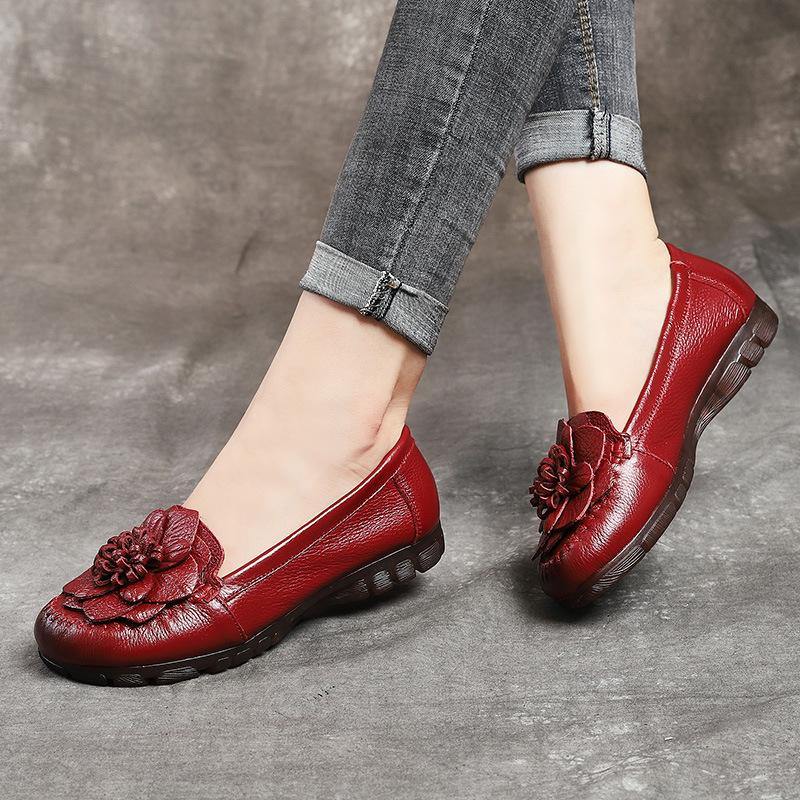 Graceful Orthopedic Shoes for Modern Look