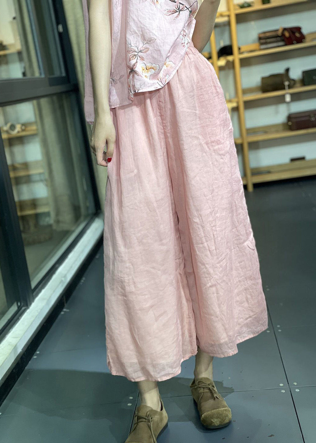 Classic Vintage Pants with a Flattering Fit