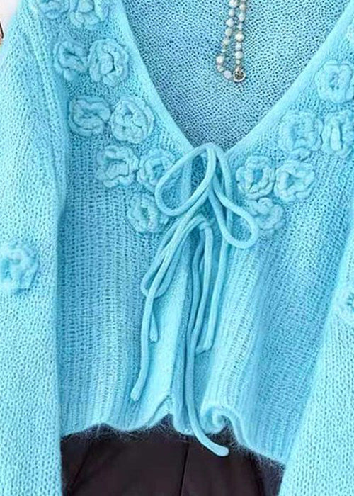Classic Vintage Cardigan with a Flattering Fit