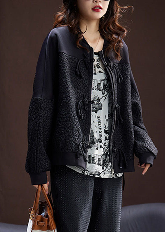 Beautifully Finished Coat in a Timeless Design
