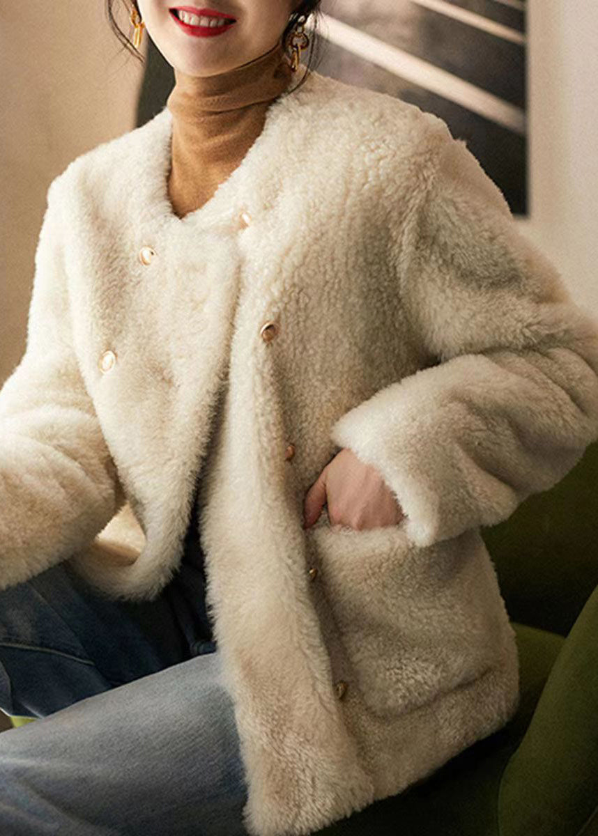 Polished Coat with an Effortless Classic Look