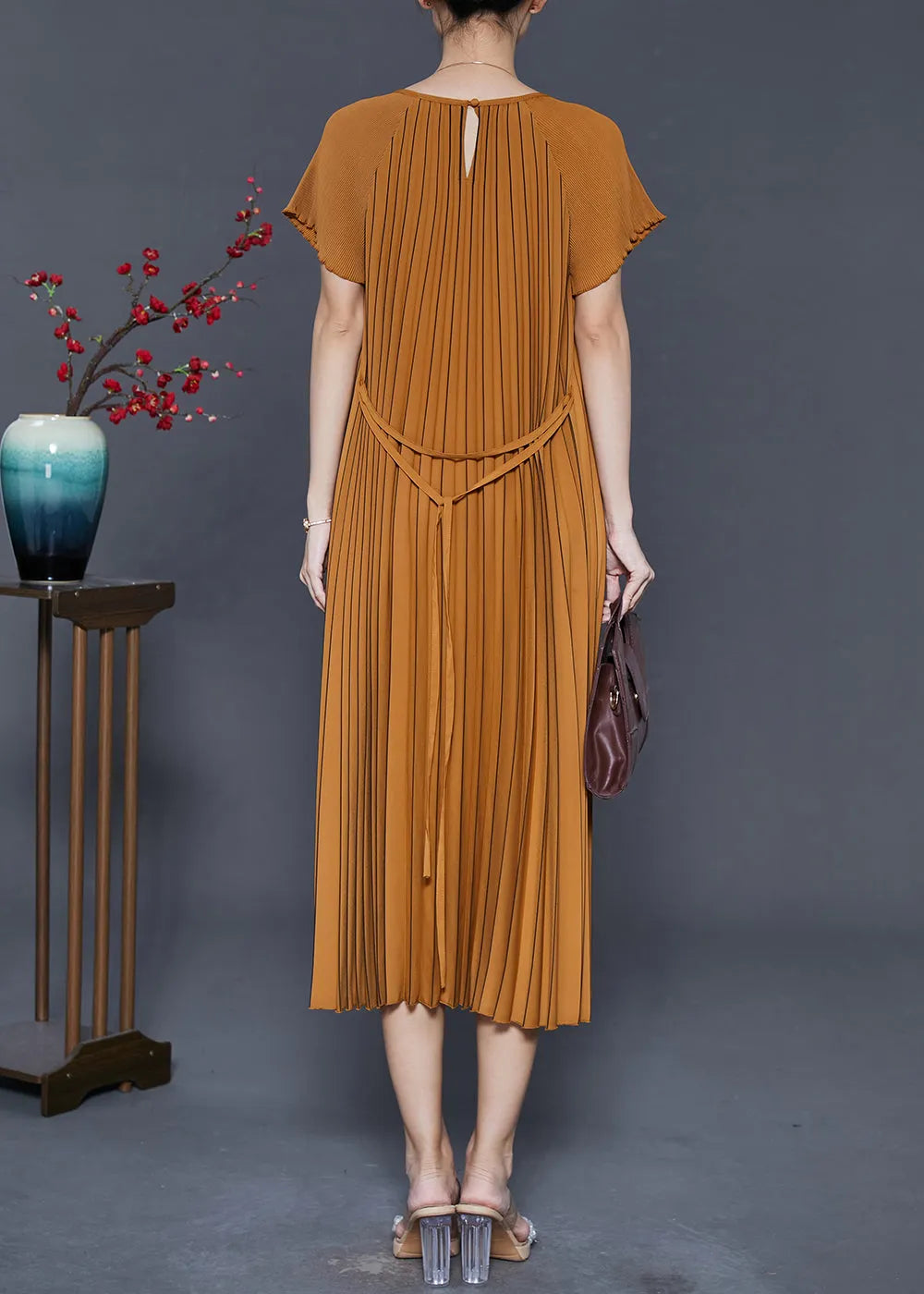 Classic Vintage Dress with a Flattering Fit
