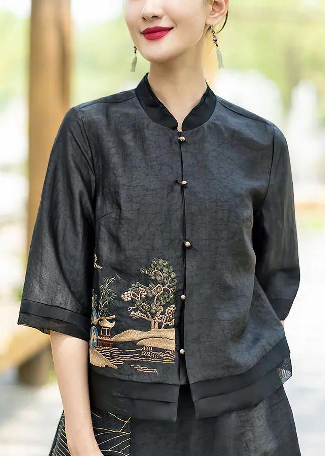 Polished Top with an Effortless Classic Look