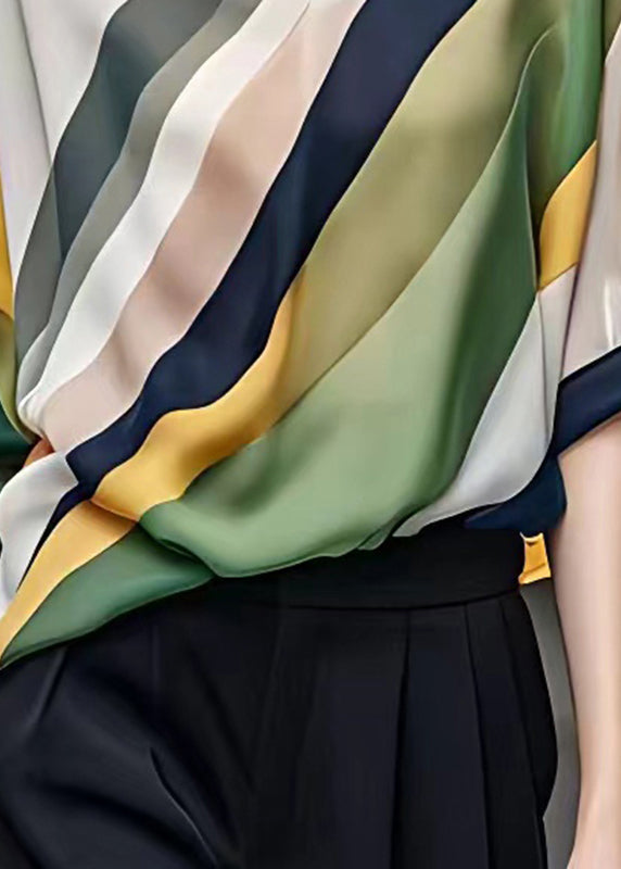 Effortlessly Elegant Shirt with a Timeless Design