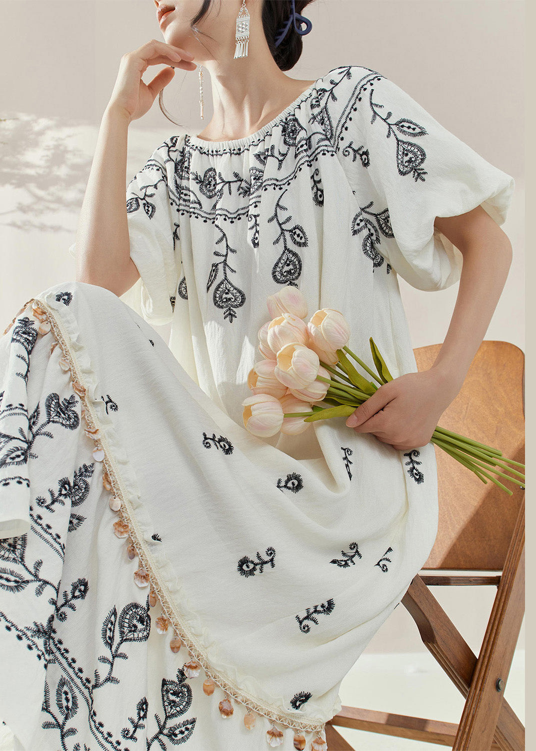 Classic Vintage Dress with a Flattering Fit