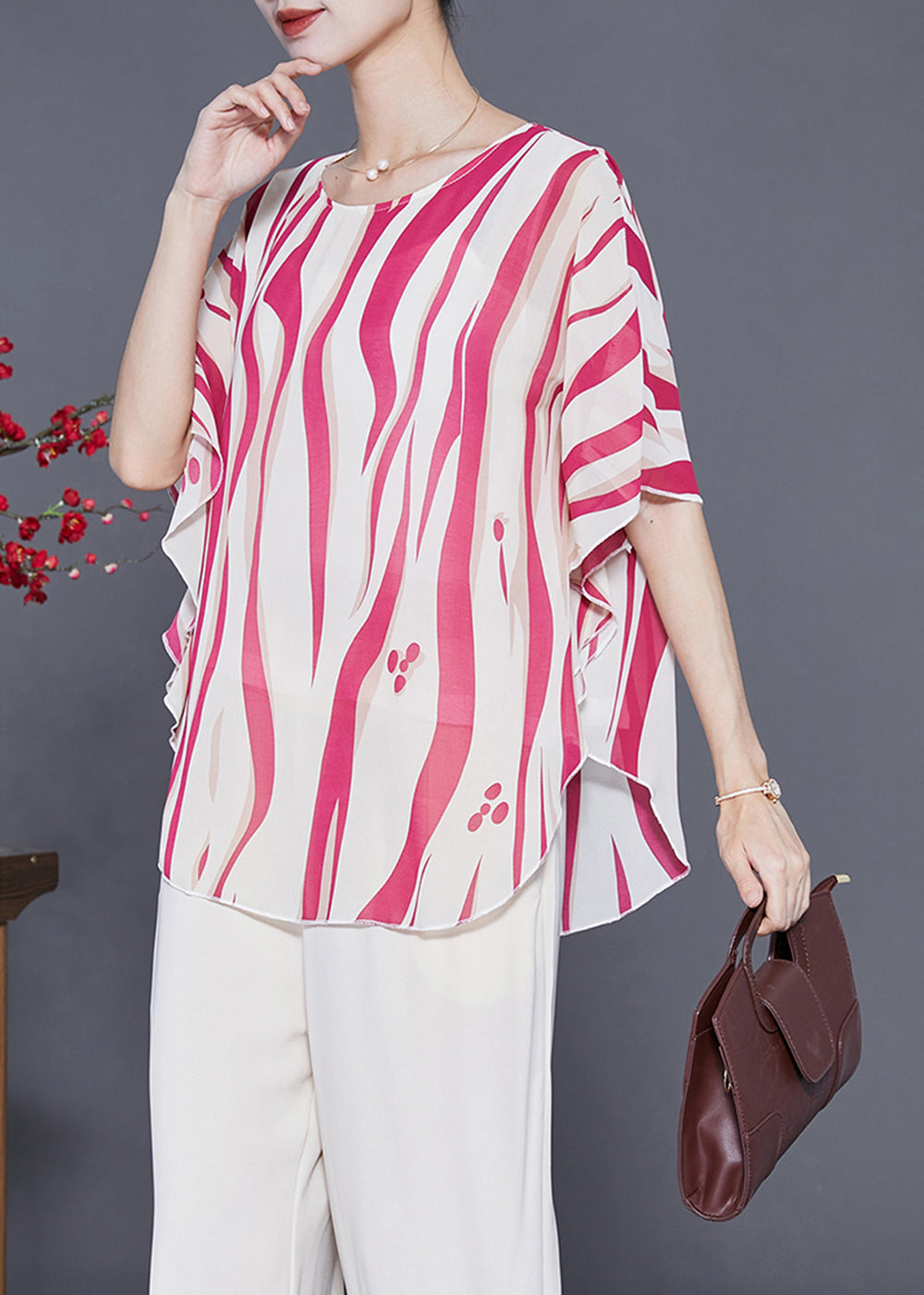 Classic Vintage & Enduringly Stylish Top