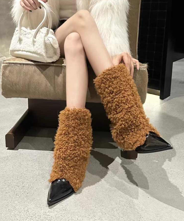 Graceful Orthopedic Boots for Modern Look