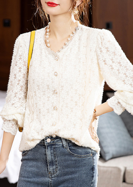 Beautifully Finished Top in a Timeless Design