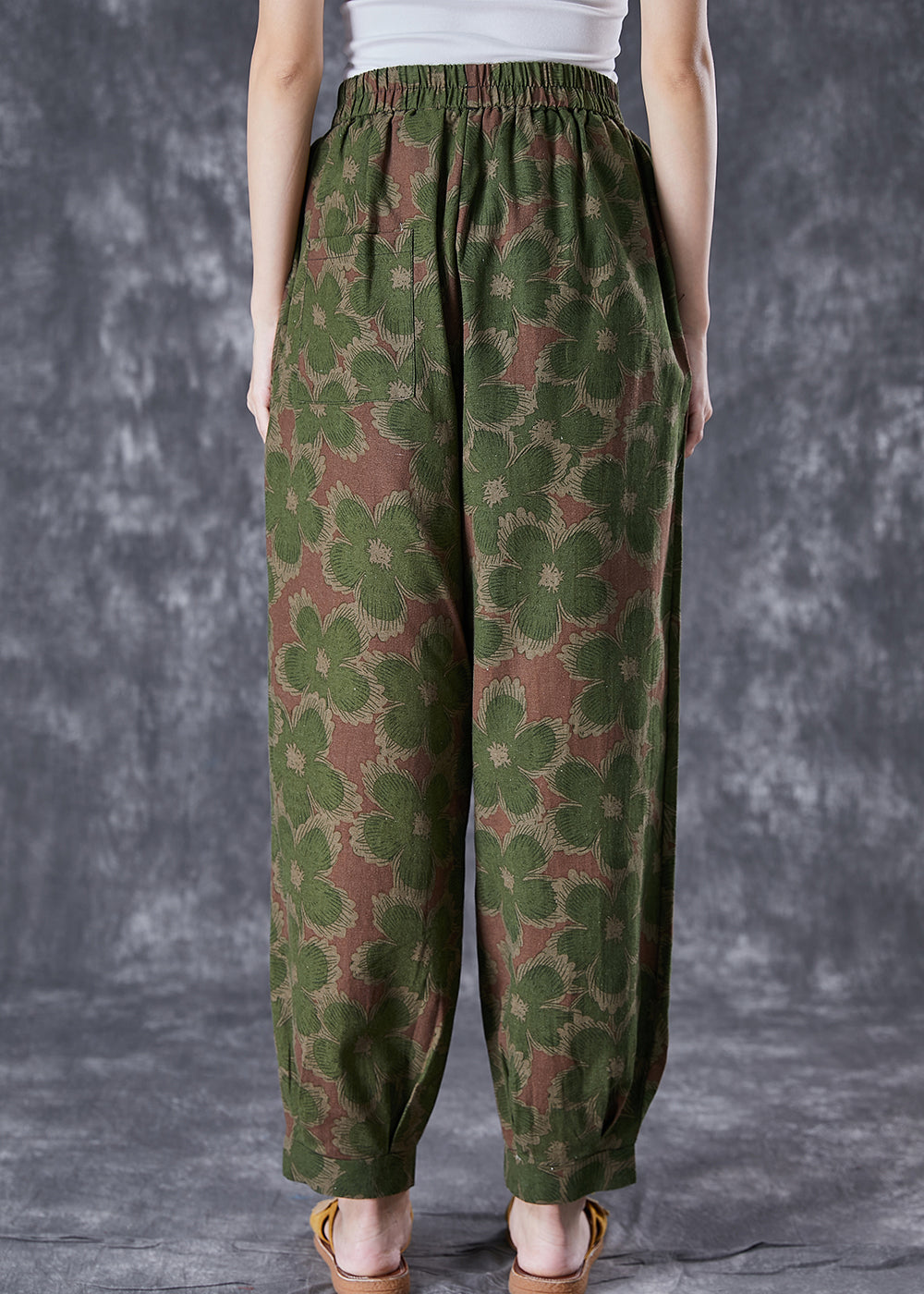 Sophisticated Pants with a Clean Classic Look