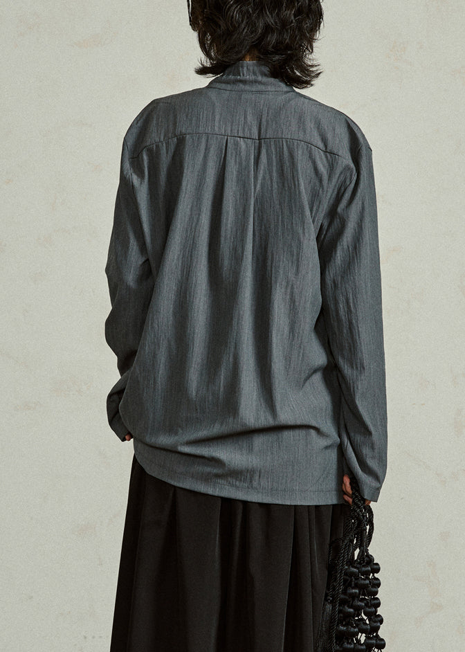Well Tailored Shirt with a Graceful Silhouette