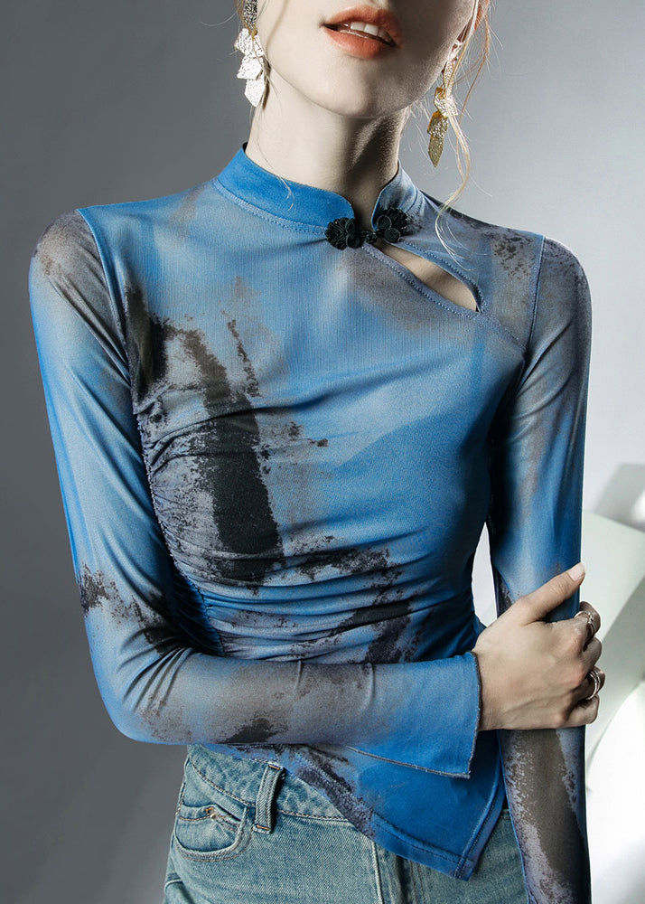A Vintage Style Top with Delicate Timeless Details
