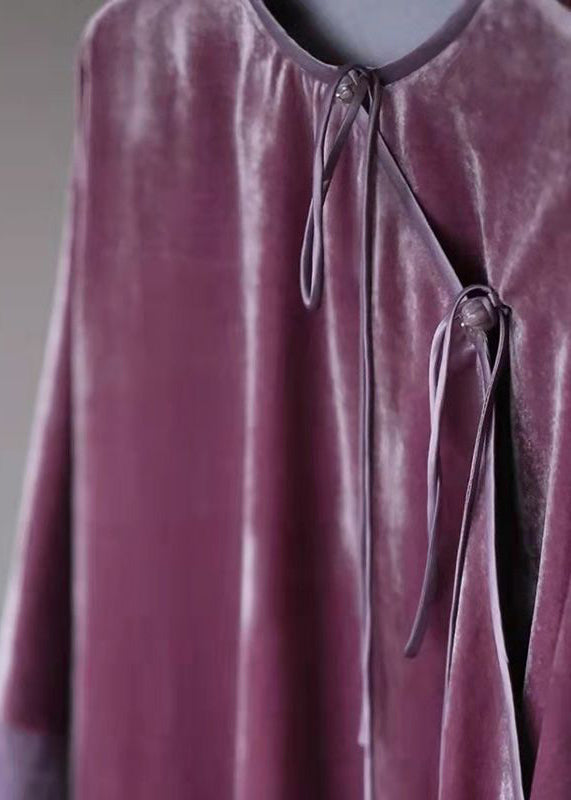 Well Tailored Top with a Graceful Silhouette