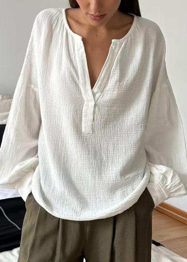 Well Tailored Shirt with a Graceful Silhouette