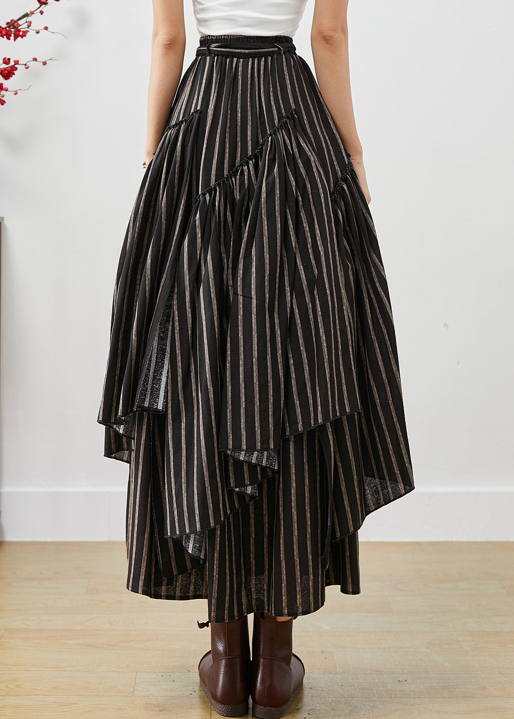 Gracefully Styled Garment for Any Occasion