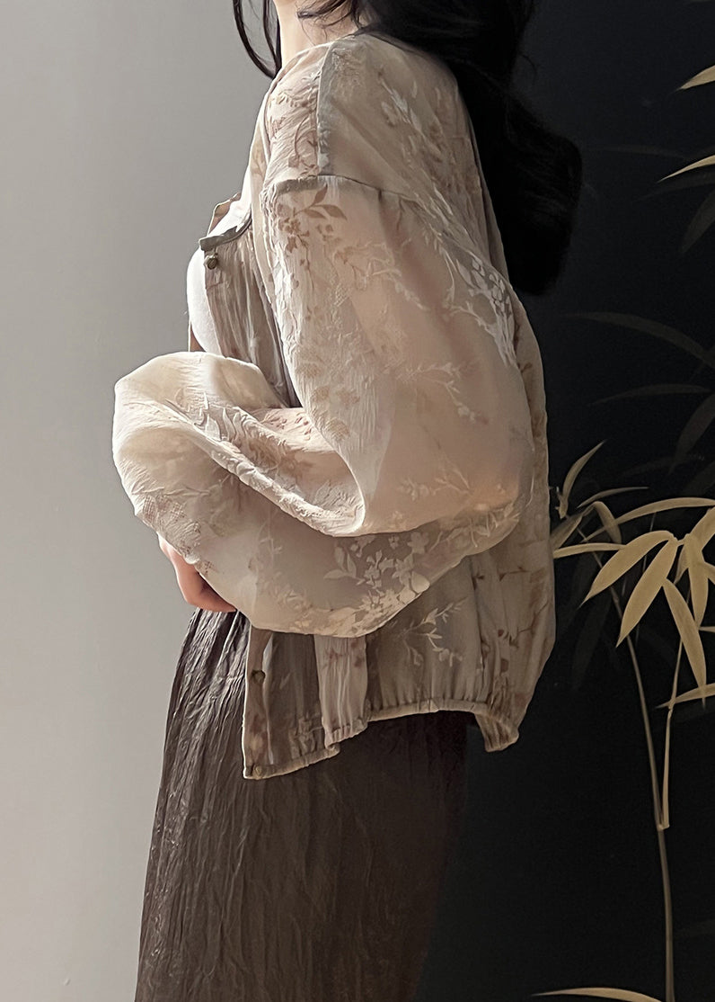 Effortlessly Elegant Coat with a Timeless Design