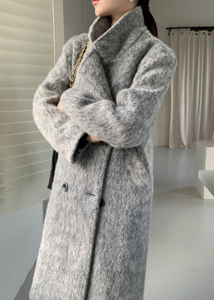 Elegantly Styled Coat for Everyday Wear