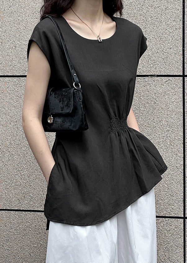 Well Tailored Top with a Graceful Silhouette