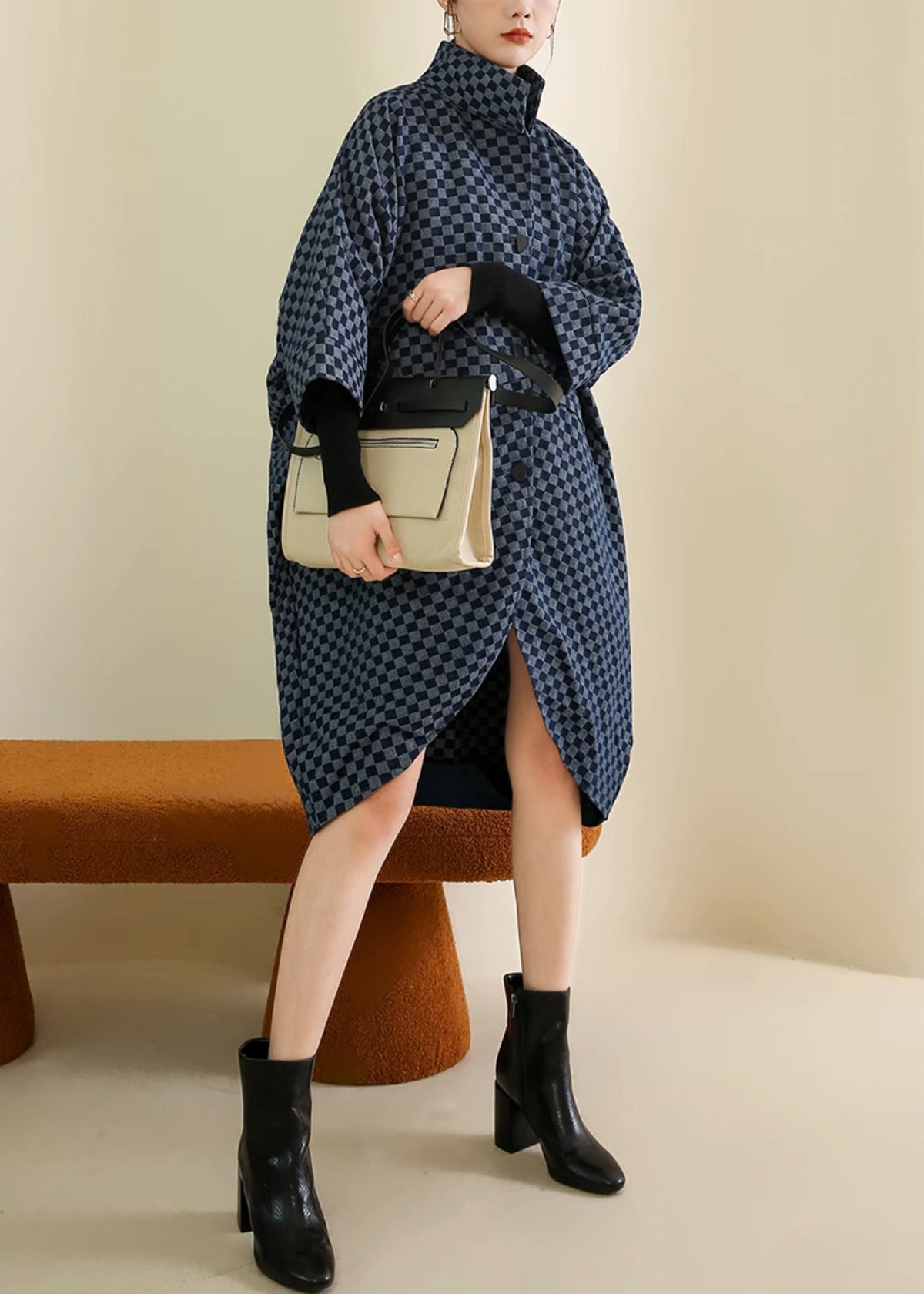 Elegantly Styled Coat for Everyday Wear
