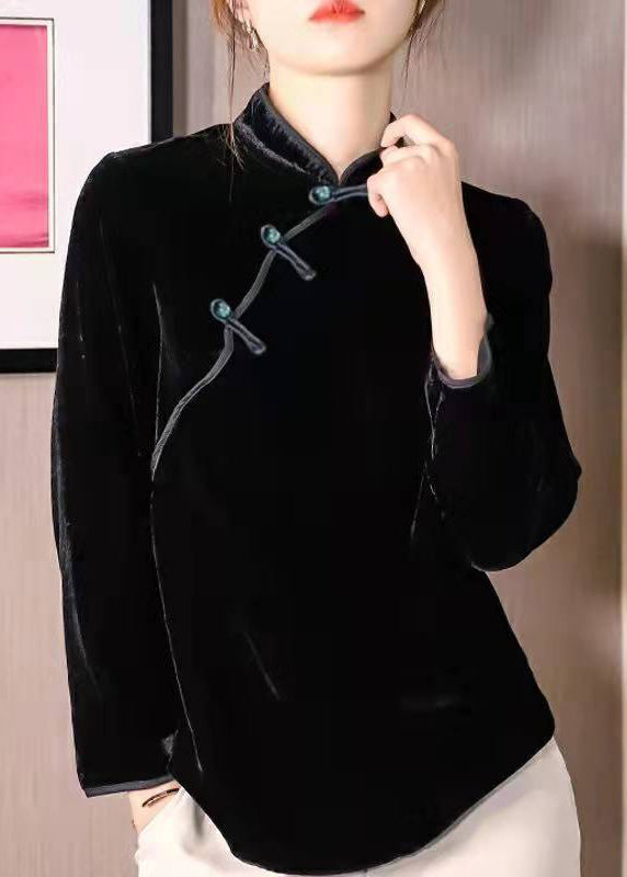 Sophisticated Shirt with a Clean Classic Look