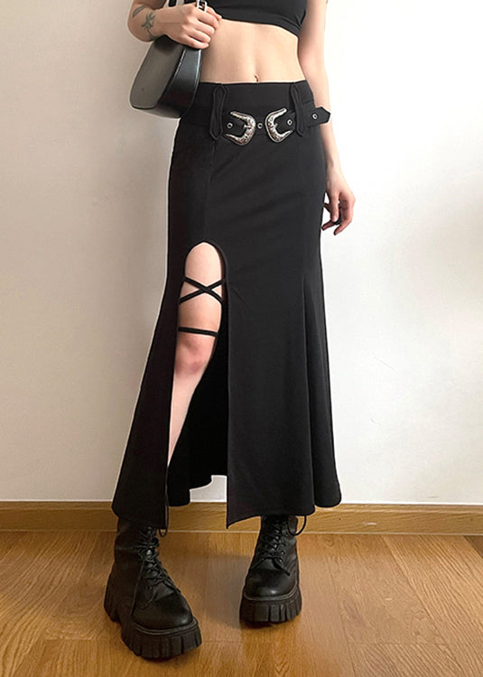 Sophisticated Garment with a Clean Classic Look