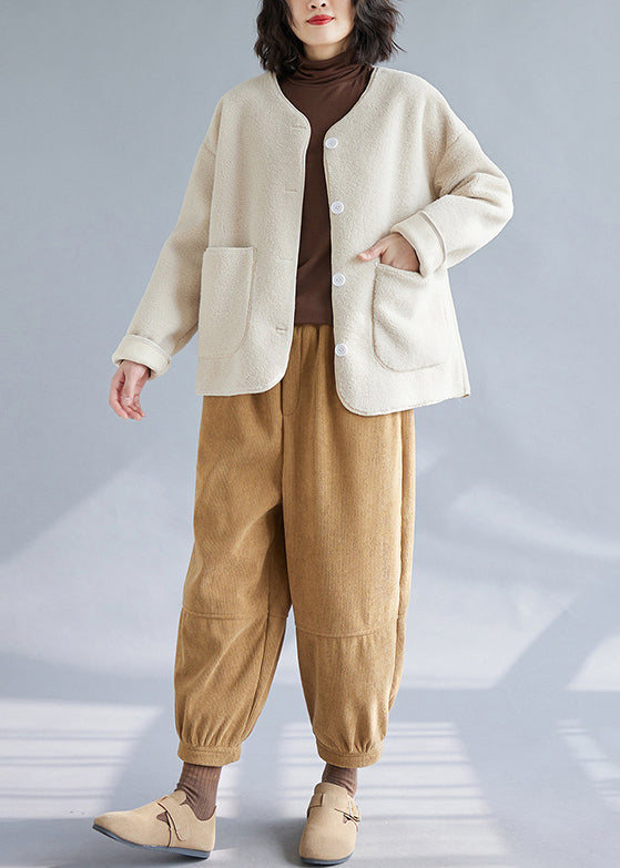 Beautifully Finished Coat in a Timeless Design
