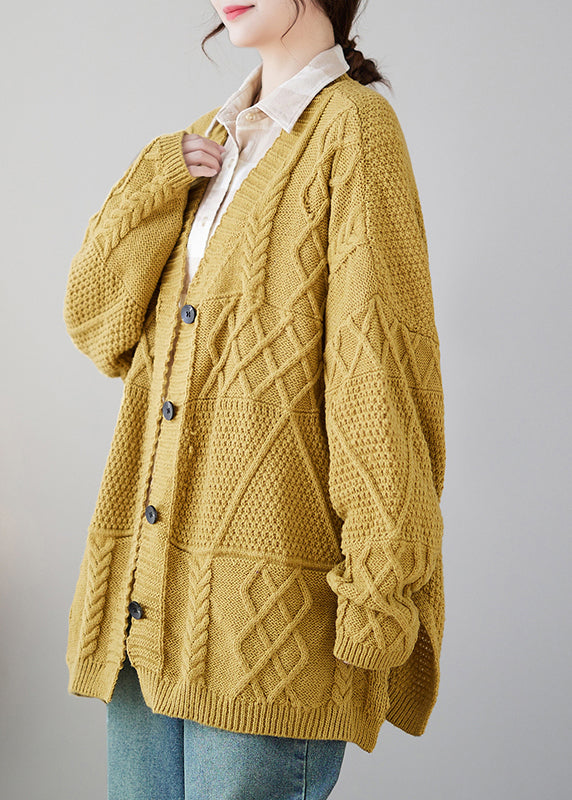 Elegantly Styled Cardigan for Everyday Wear
