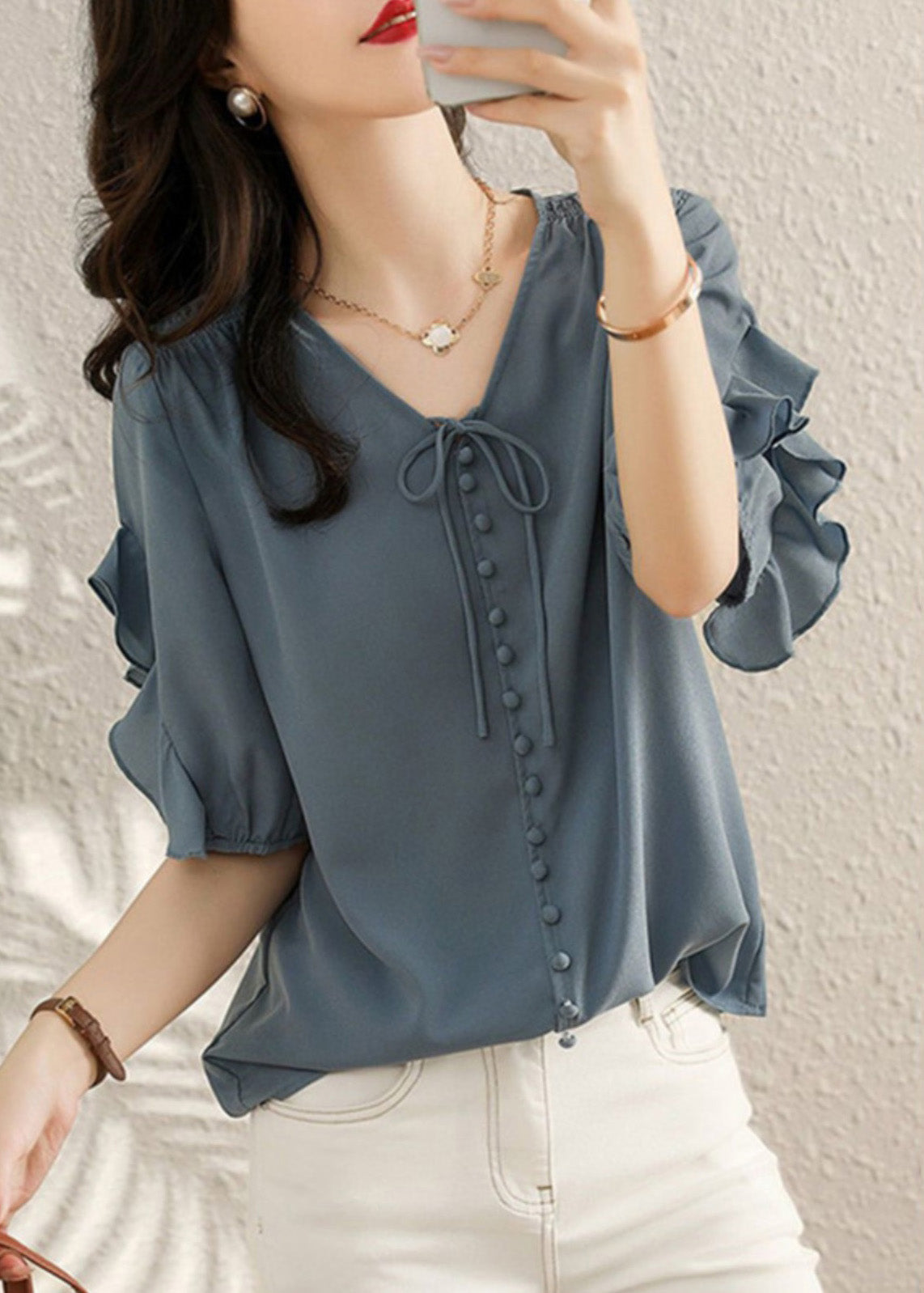 Elegantly Styled Shirt for Everyday Wear