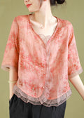 Well Tailored Top with a Graceful Silhouette