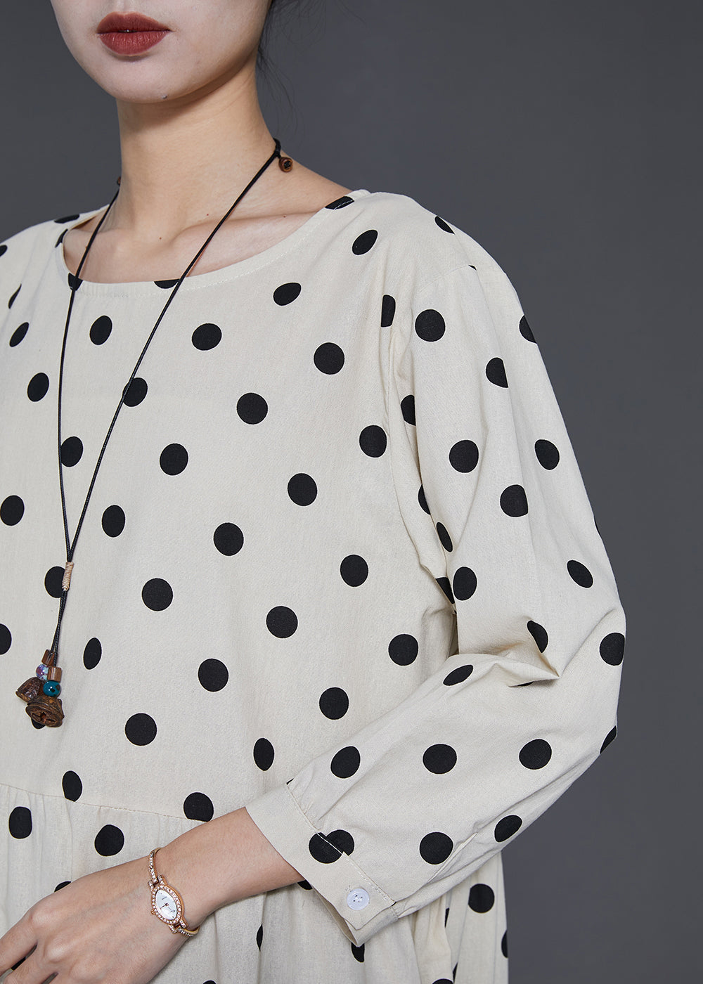 Sophisticated Dress with a Clean Classic Look