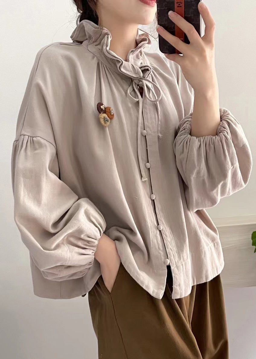 Sophisticated Blouse with a Clean Classic Look