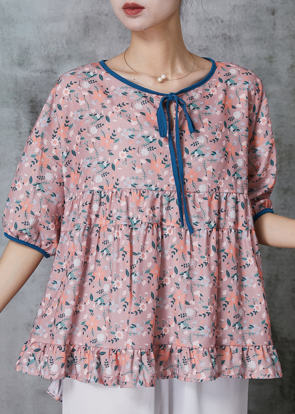 Sophisticated Blouse with a Clean Classic Look