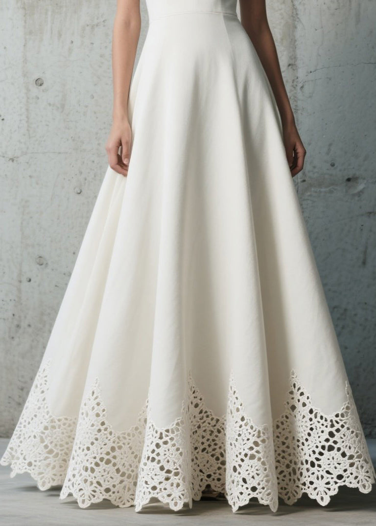 Beautifully Finished Dress in a Timeless Design