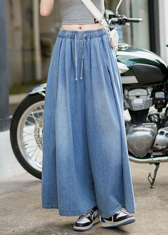 Effortlessly Elegant Pants with a Timeless Design