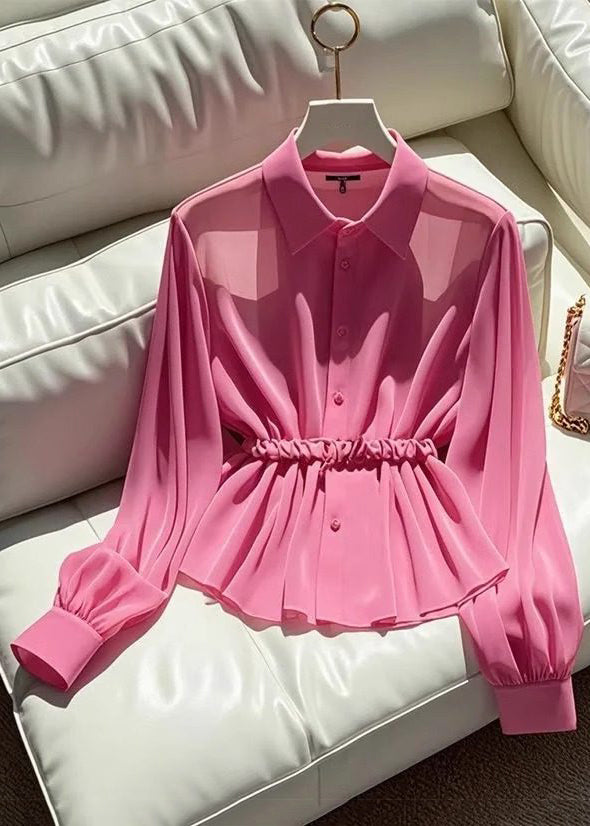 Classic Vintage Blouse with a Flattering Fit
