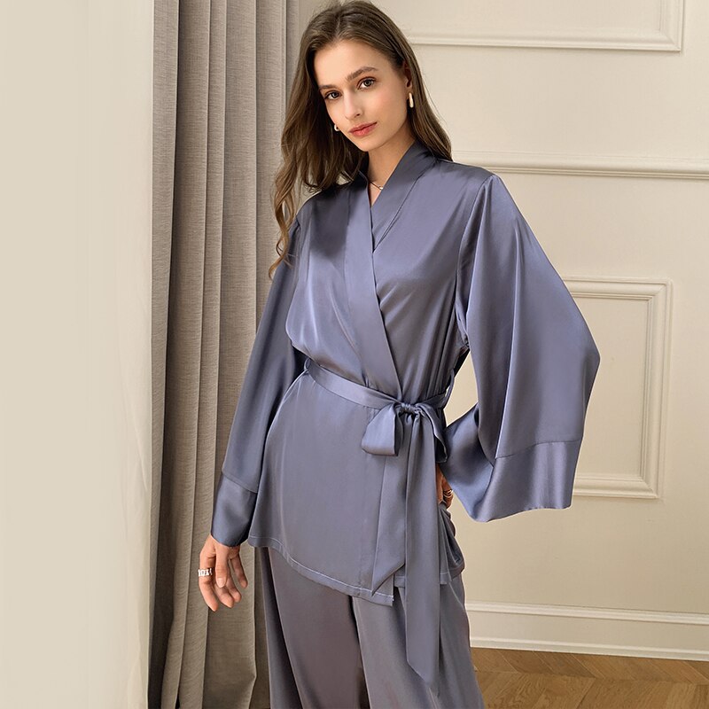 Beautifully Crafted Cardigan in a Classic Style