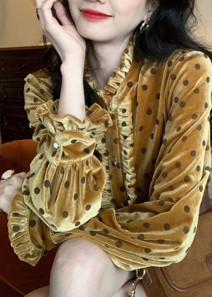 Classic Vintage Shirt with a Flattering Fit