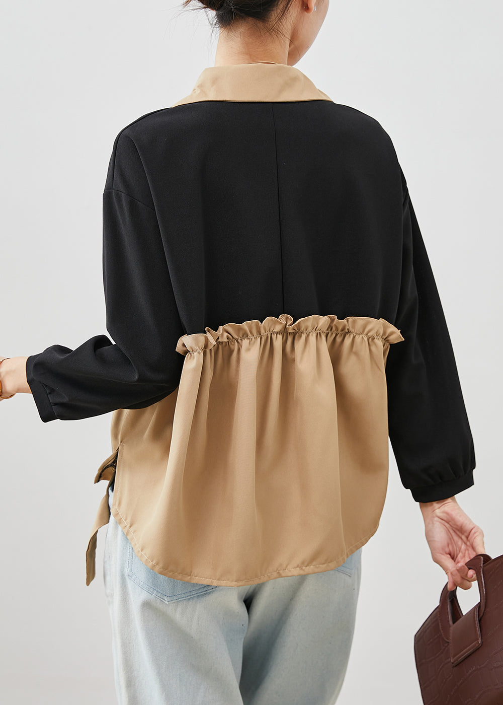 Classic Vintage Shirt with a Flattering Fit
