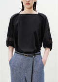Well Tailored Blouse with a Graceful Silhouette