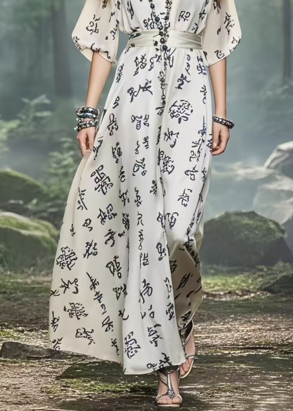 Effortlessly Elegant Dress with a Timeless Design