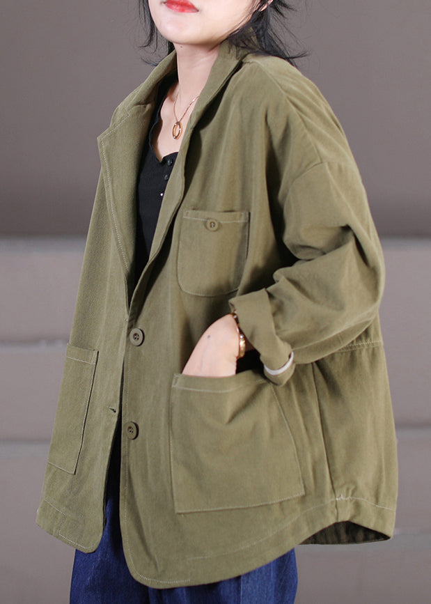 Gracefully Styled Coat for Any Occasion