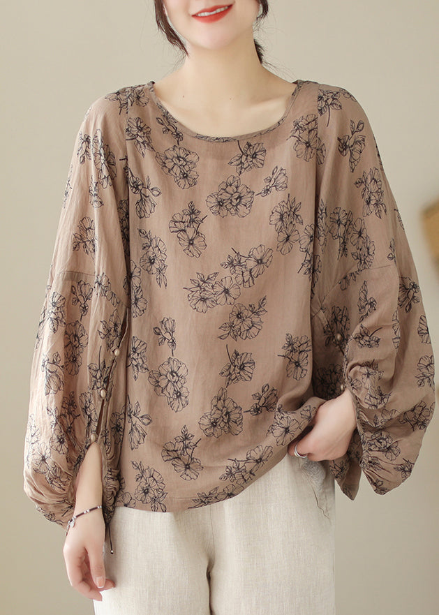 A Vintage Style Blouse with Delicate Timeless Details