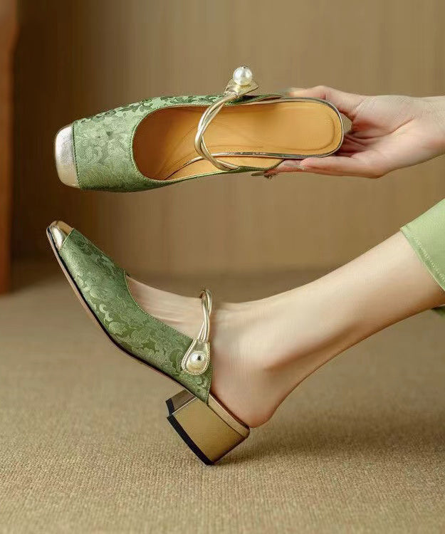 Graceful Orthopedic Sandals for Modern Look